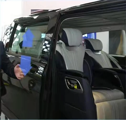 One-key lift function of middle door glass One-key lift function of middle door glass