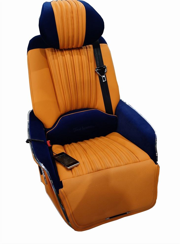 Luksus Custom Van Passengers Kaptajnsæder