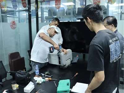 Xiamen Kench Car Seat Manufacturing byder oversøiske kunder velkommen til at ...