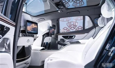 Mercedes-Benz: Maybach EQS SUV er på markedet!