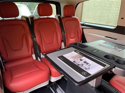 Maybach manuelt bilbord